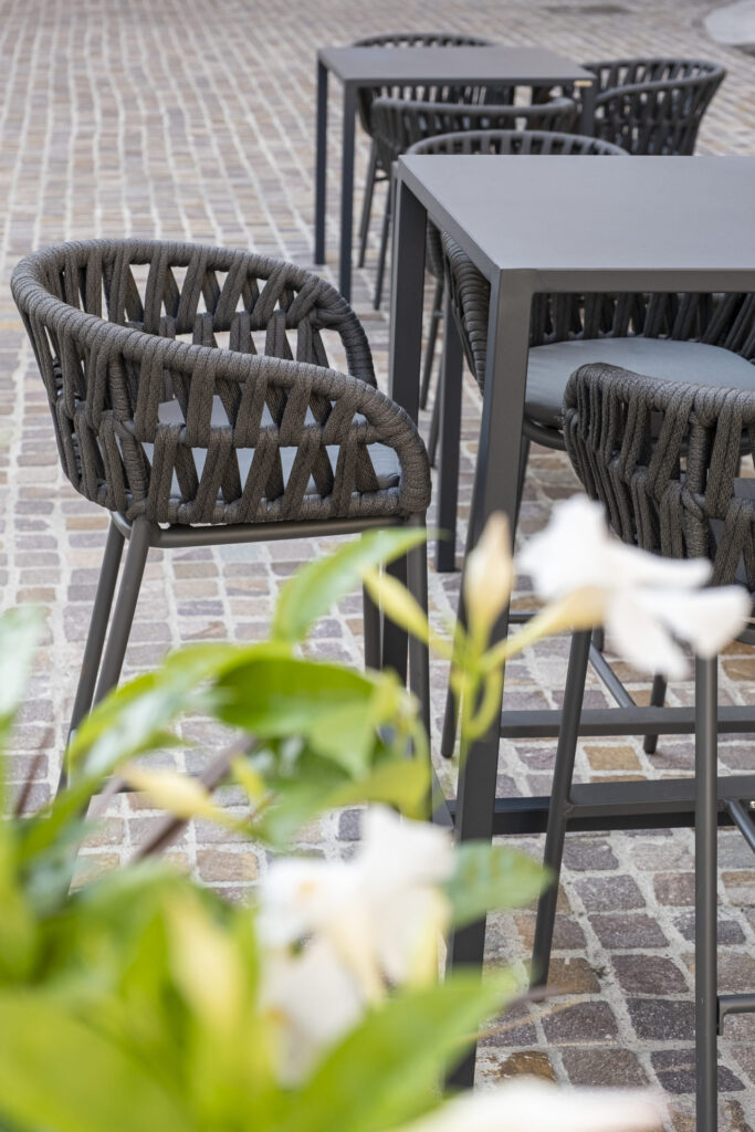 Drop Armchair